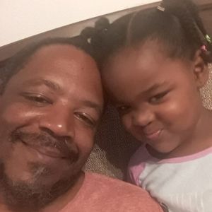 Meet your Posher, Derrick